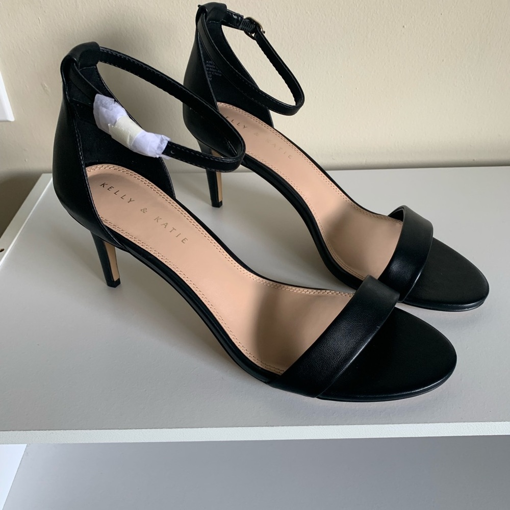 Kelly & Katie | Kirstie Sandal Size 10 New